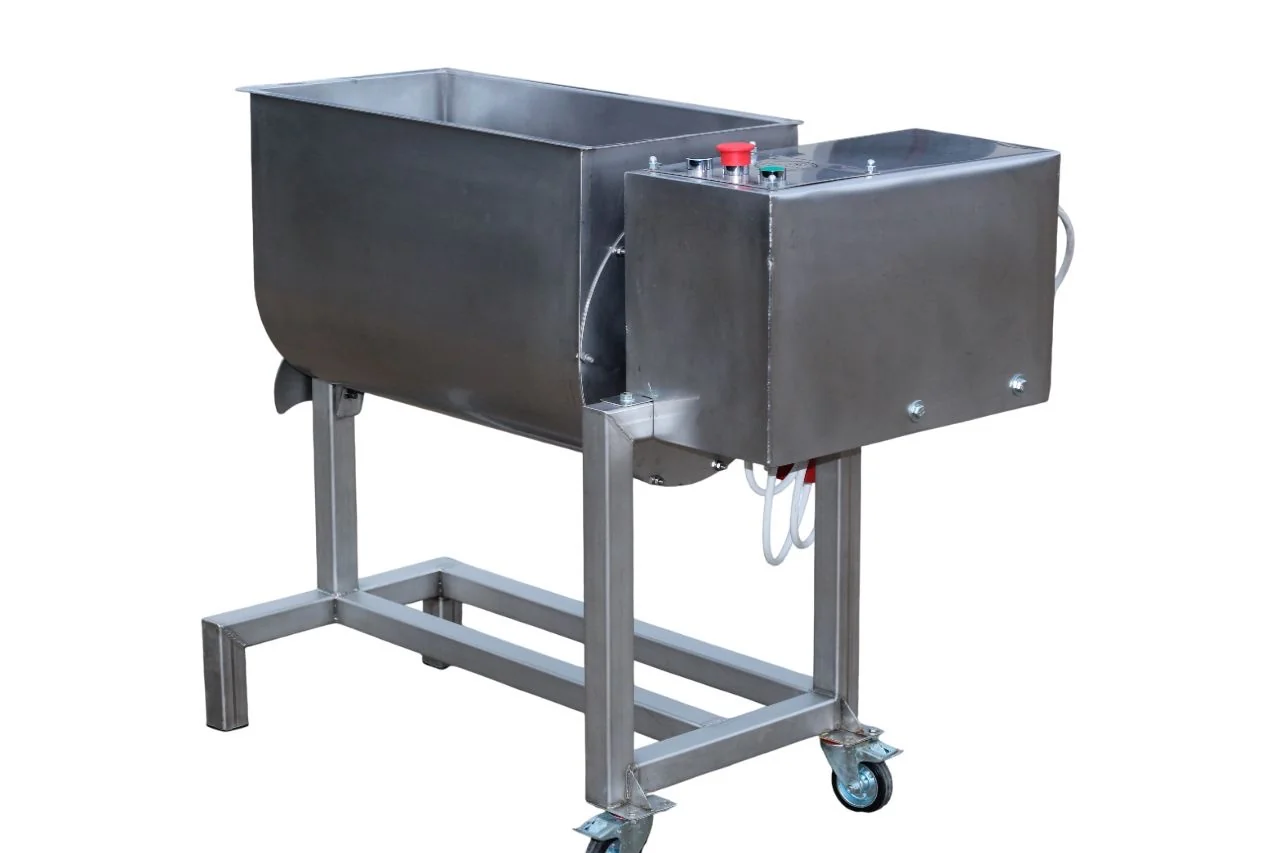 Malaxor pentru carne tocată și aluat 70 kg